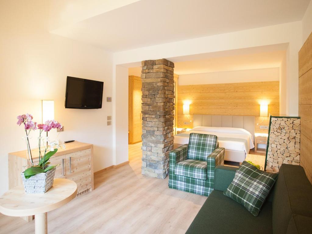 Hotel Europeo Alpine Charme & Wellness Pinzolo Phòng bức ảnh
