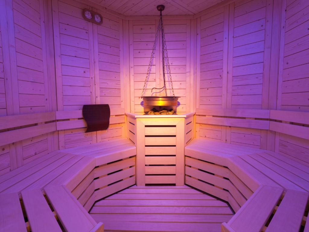 Hotel Europeo Alpine Charme & Wellness Pinzolo Ngoại thất bức ảnh