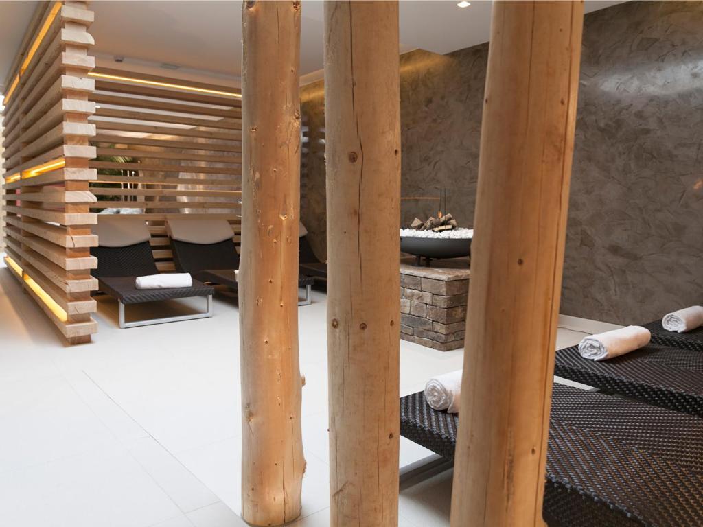 Hotel Europeo Alpine Charme & Wellness Pinzolo Ngoại thất bức ảnh