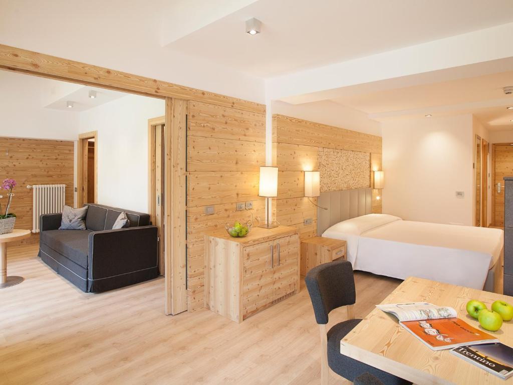Hotel Europeo Alpine Charme & Wellness Pinzolo Ngoại thất bức ảnh