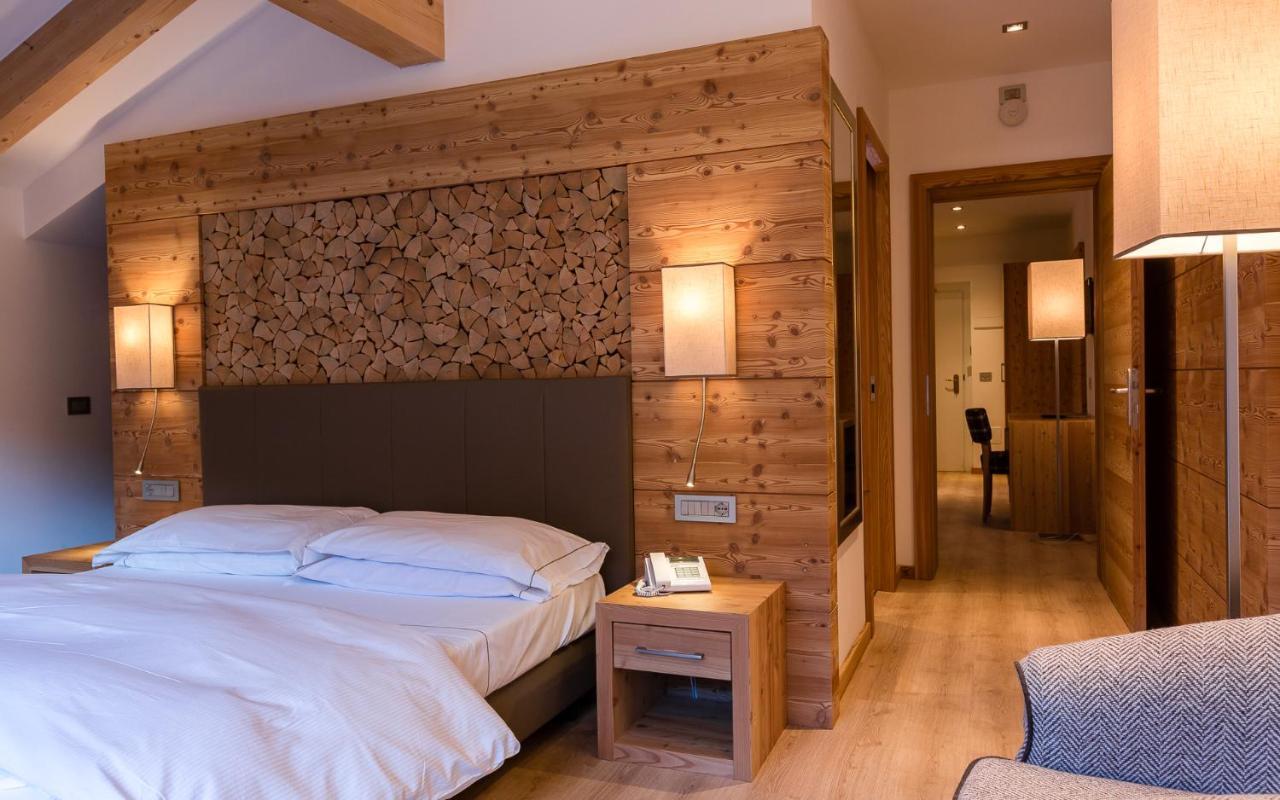 Hotel Europeo Alpine Charme & Wellness Pinzolo Ngoại thất bức ảnh
